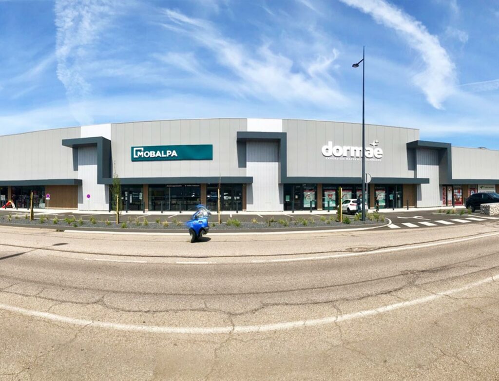 GNC Holding - Réalisation de cellules commerciales à Terville/Thionville - MOBALPA - DORMAE